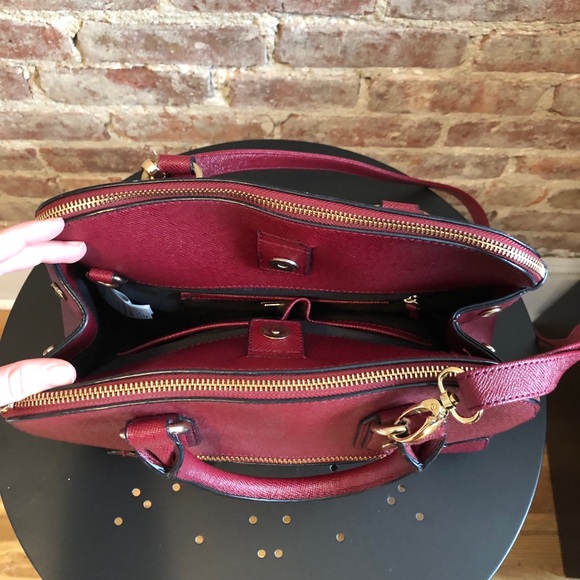 Aldo Red Satchel with Long Strap - Picture 2 of 2